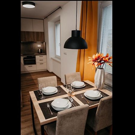 Old Town City Center Apartment 2 - Private Parking Included 코시체 외부 사진