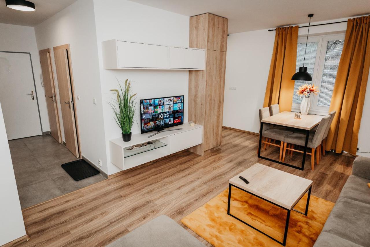 Old Town City Center Apartment 2 - Private Parking Included 코시체 외부 사진