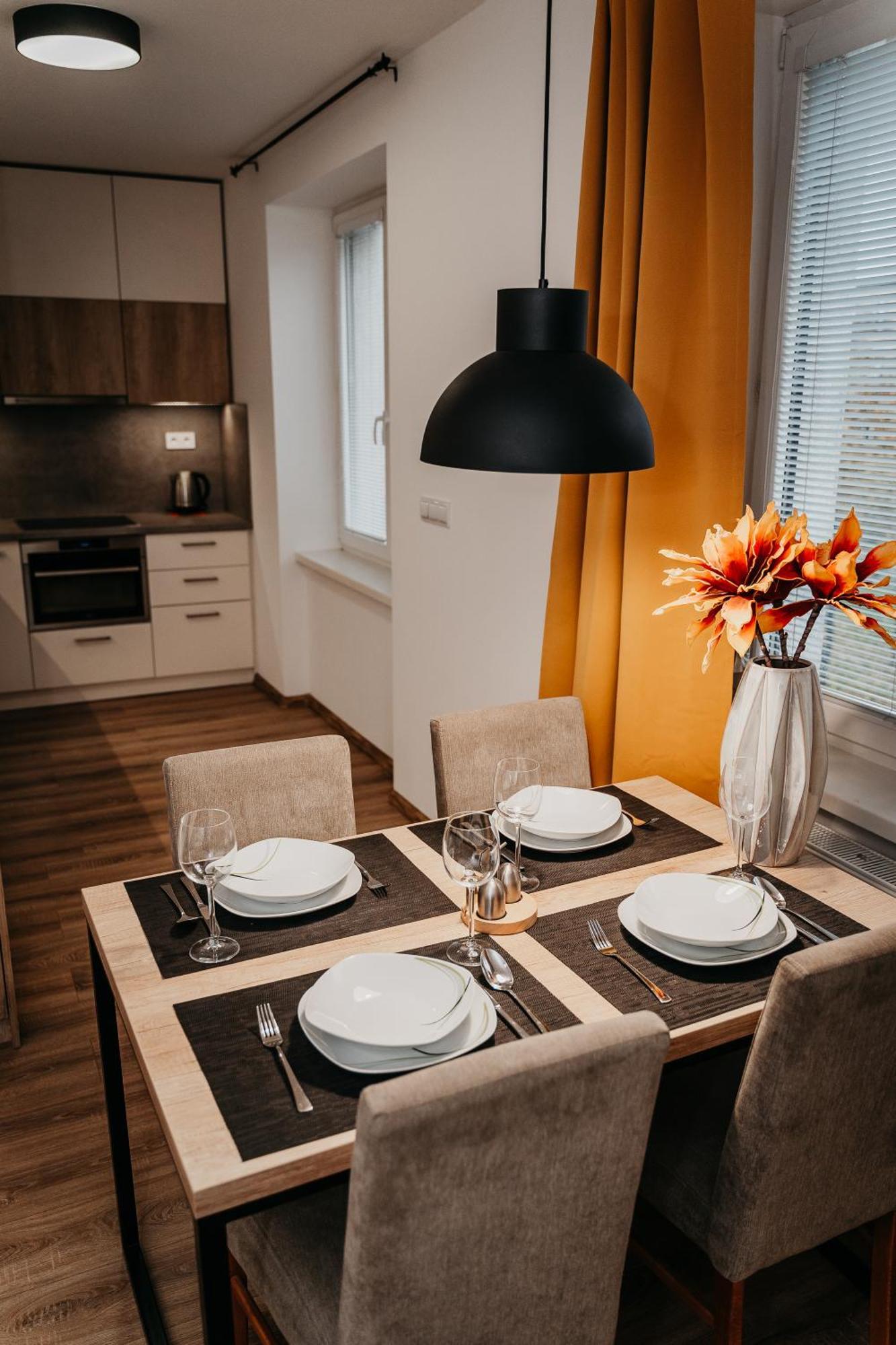 Old Town City Center Apartment 2 - Private Parking Included 코시체 외부 사진