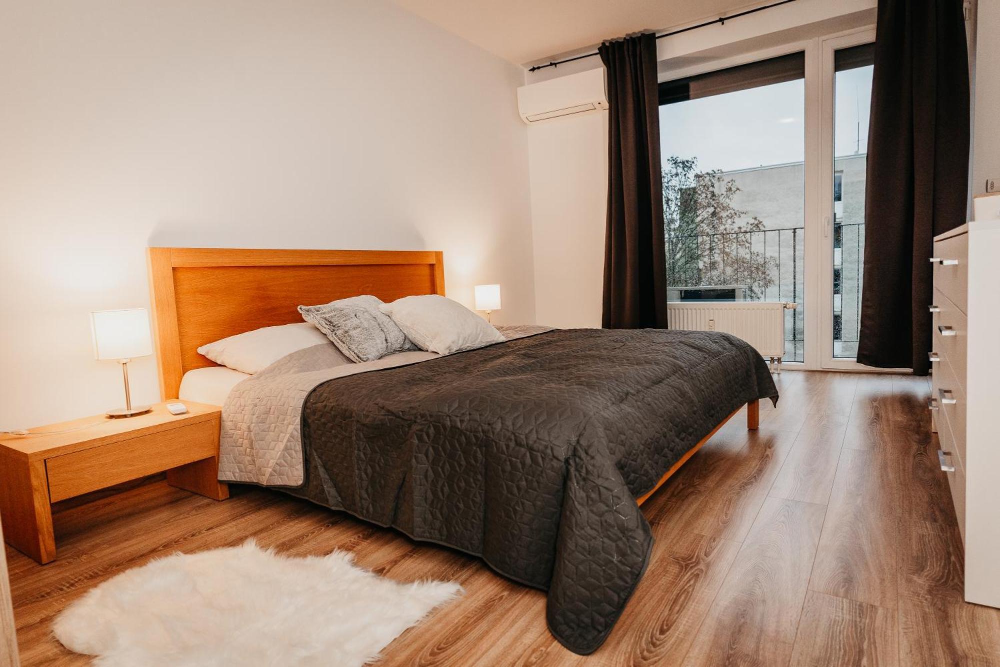 Old Town City Center Apartment 2 - Private Parking Included 코시체 외부 사진